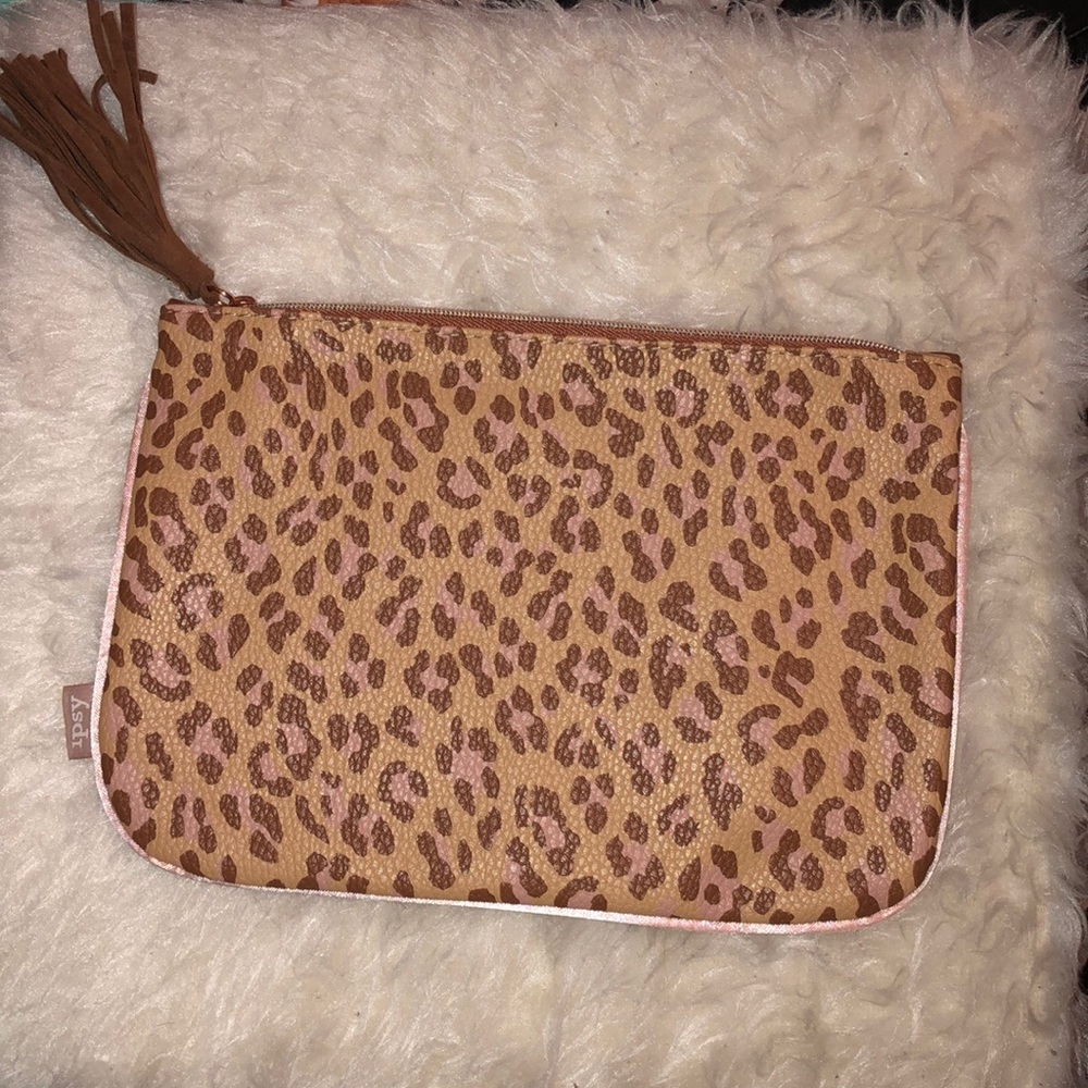 Ipsy glam bag plus